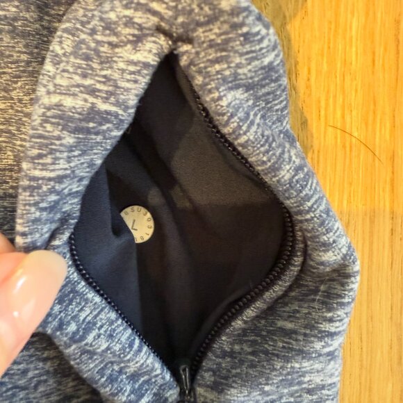 Lululemon Men's Soft Jersey Half Zip - L - Picture 2 of 3